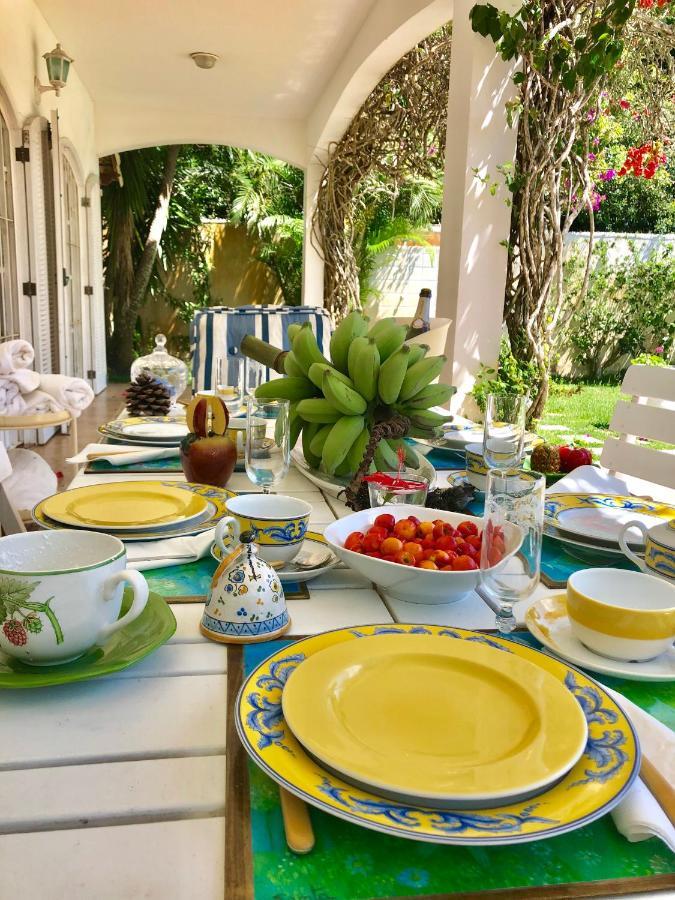 Villa Saint Tropez Кабу-Фриу Экстерьер фото